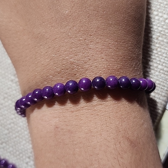 Purple Beaded Bracelet - Picture 2 of 2